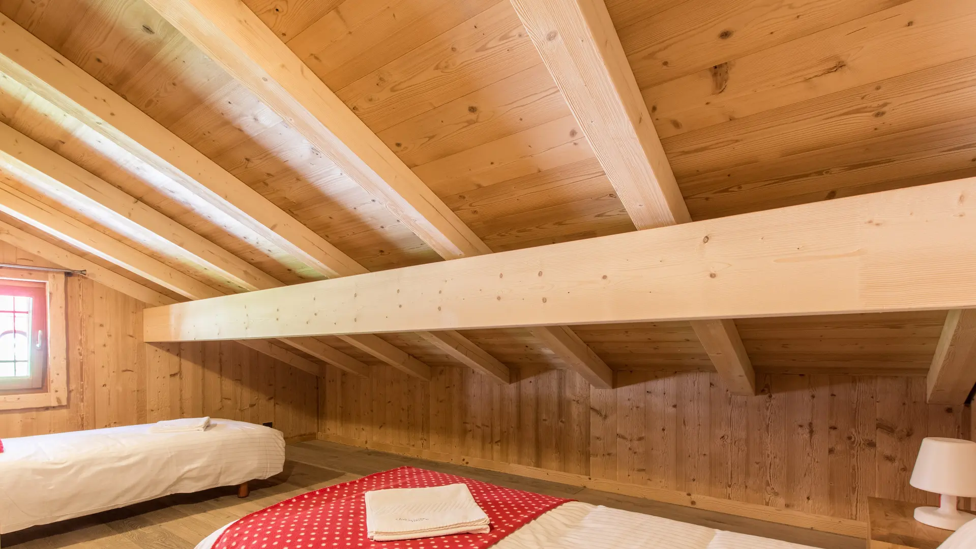 Espace nuit enfants de la chambre familiale