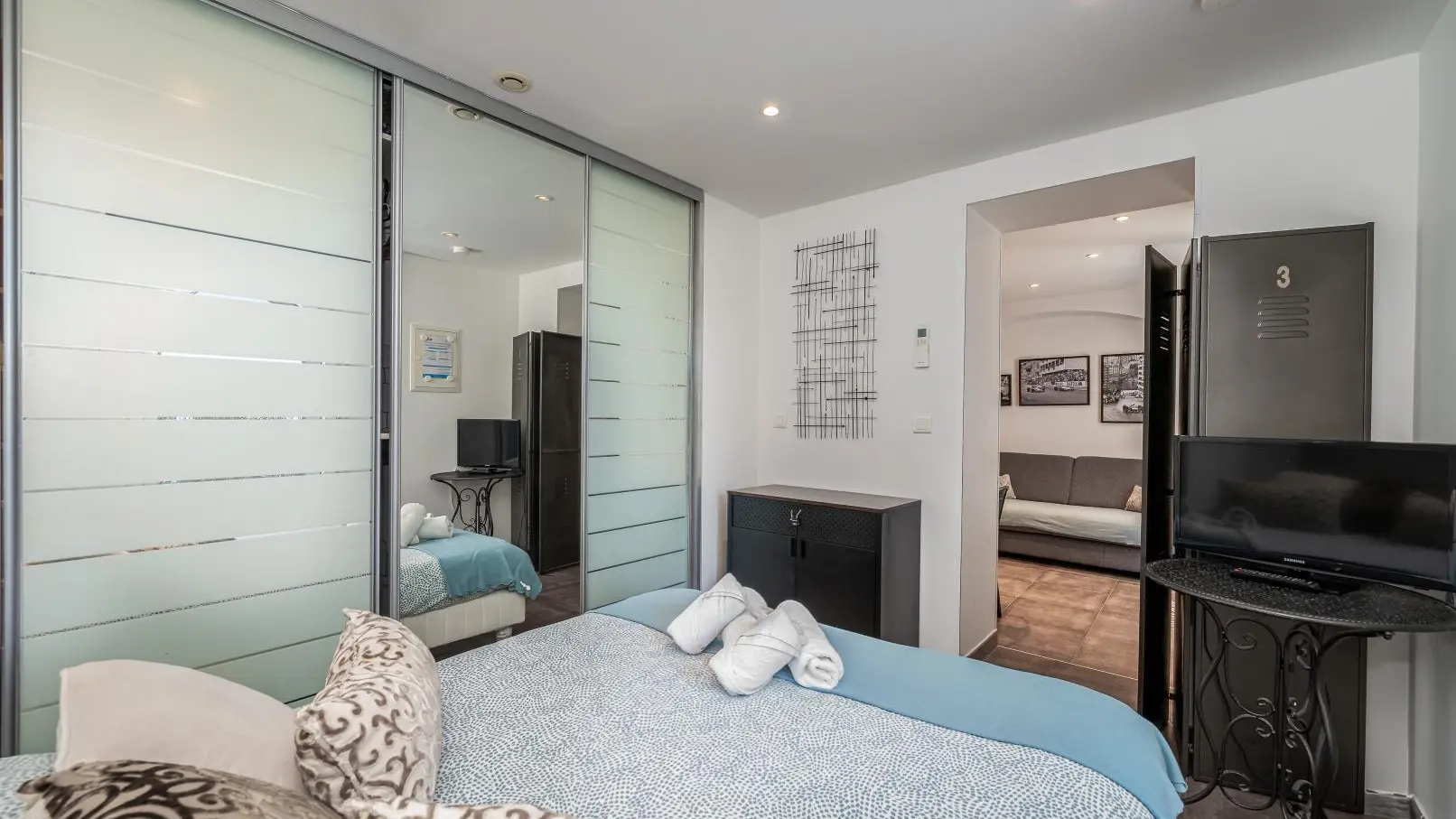 Le Cactus-chambre-Mas d'Angeline-Beausoleil-Gîtes de France des Alpes-Maritimes