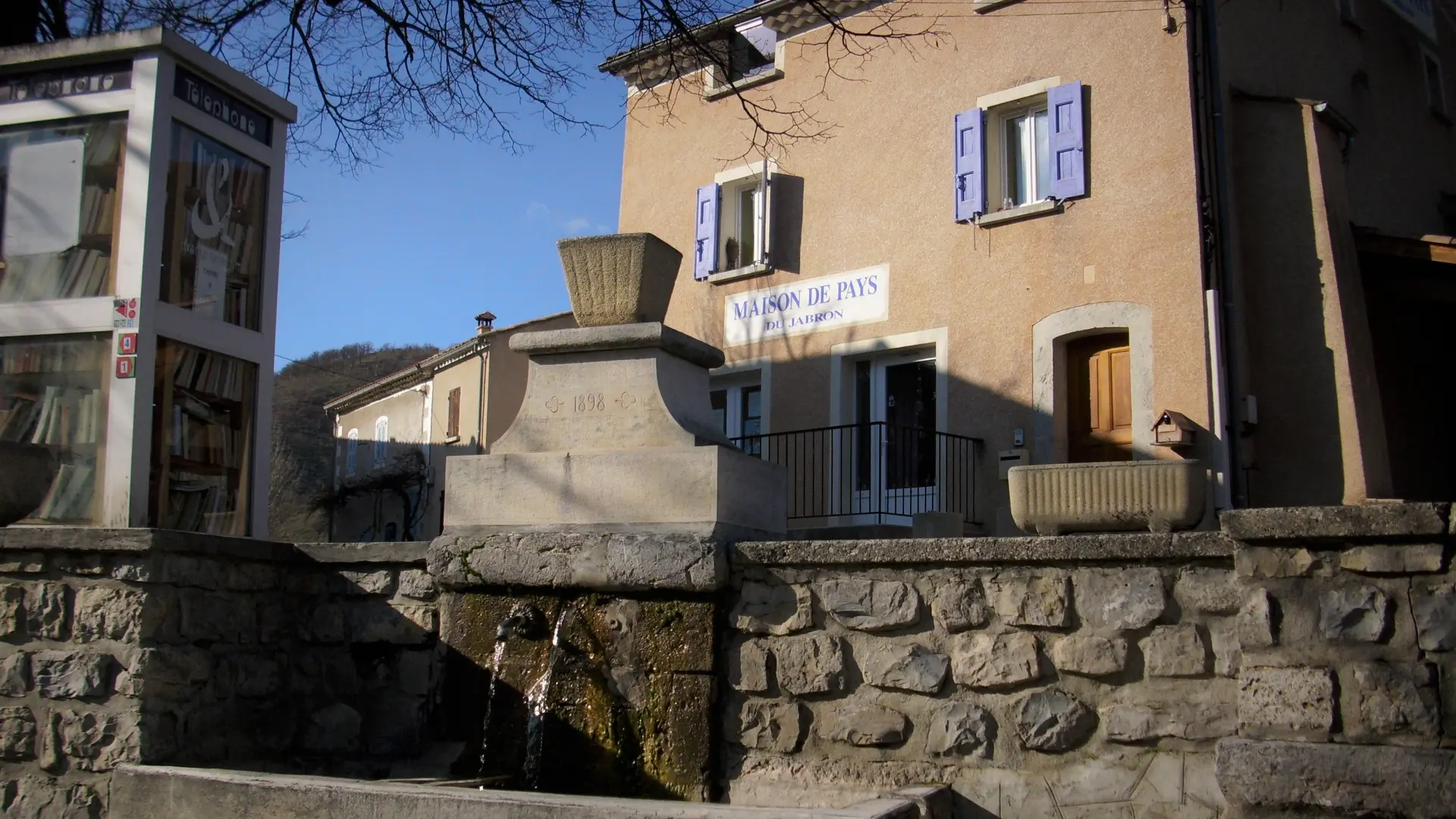 Point de départ : la Maison de Pays du Jabron