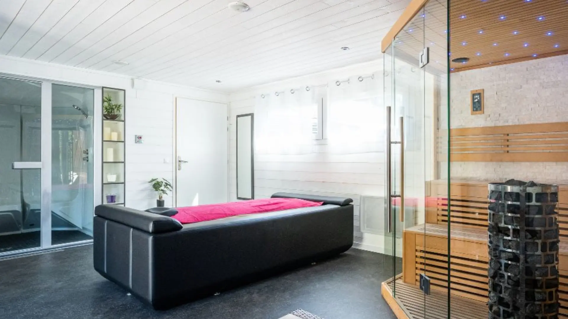 partie intérieure avec vue sur la table relaxante