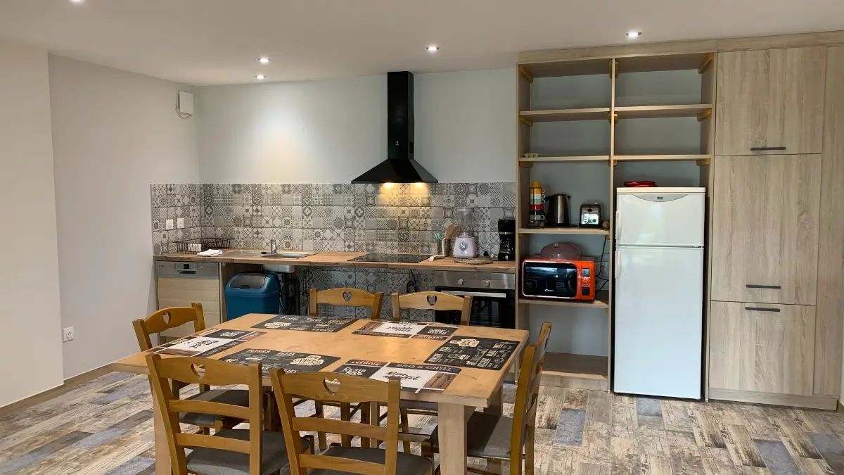 Gîte de Chassin - Salle à manger et cuisine