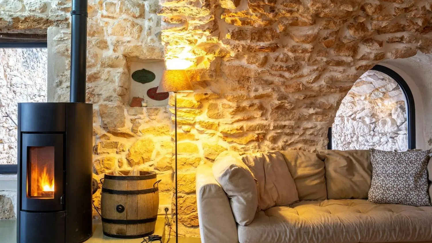 Espace salon Mas d'Osmeea (6 pers.) à Roquefort-les-Pins Gîtes de France Alpes-Maritimes