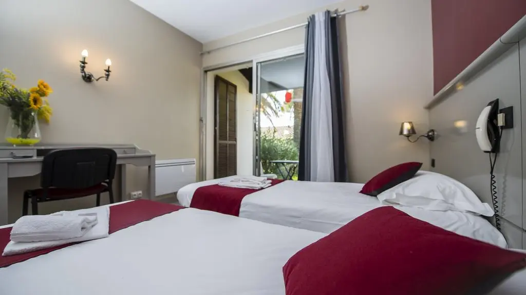 les residences du colombier Frejus chambre