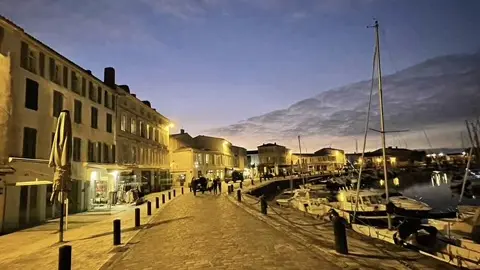 vue immeuble soirée