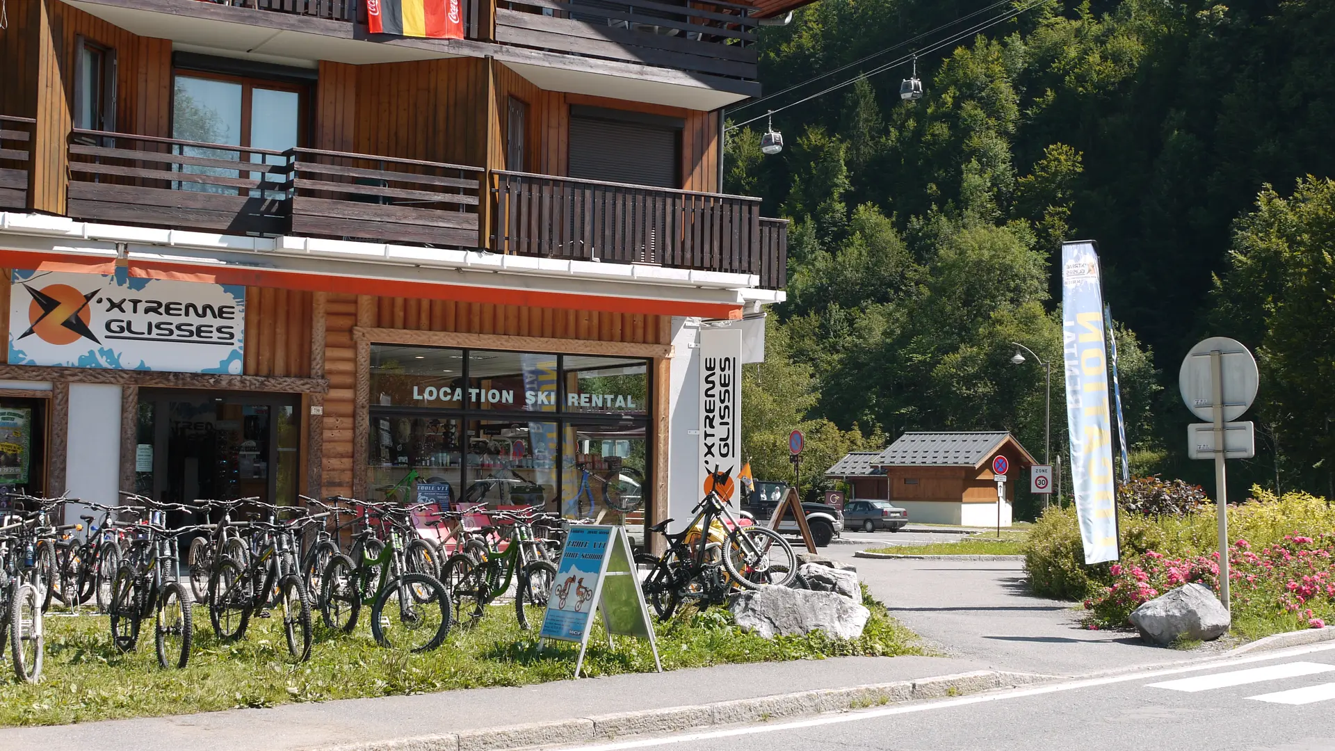 location de vélo de route à samoens