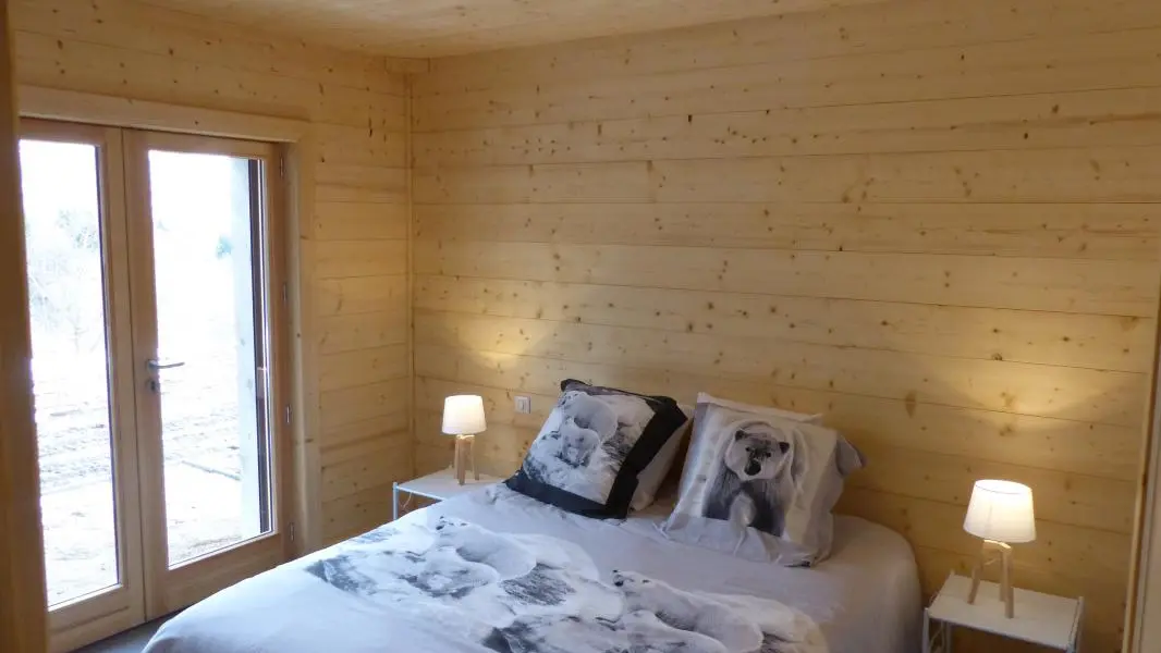 1ere chambre en rez de jardin - Lits modulables : 2 lits simples ou 1 lit double