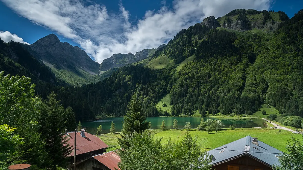 Lac des Plagnes à Abondance