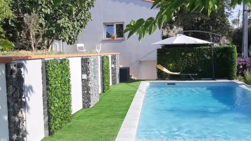 Les lauriers roses - plage piscine - Gîtes de France Alpes-Maritimes