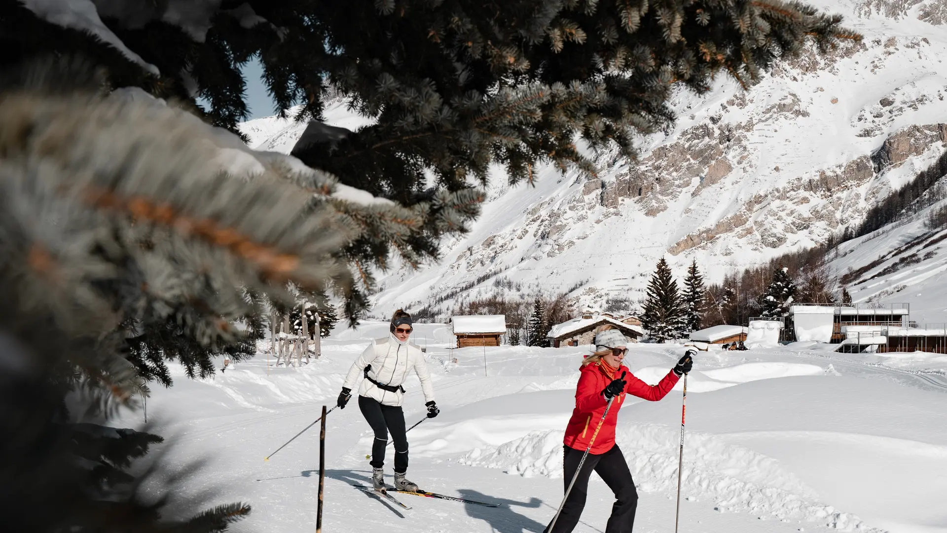 Cession ski de fond entre amies dans la Vallée du Manchet à Val d'Isère