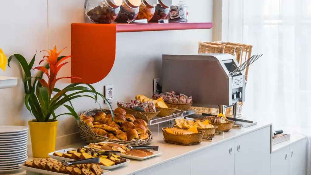 Buffet de petit déjeuner