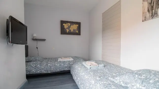 Chambre avec petits lits