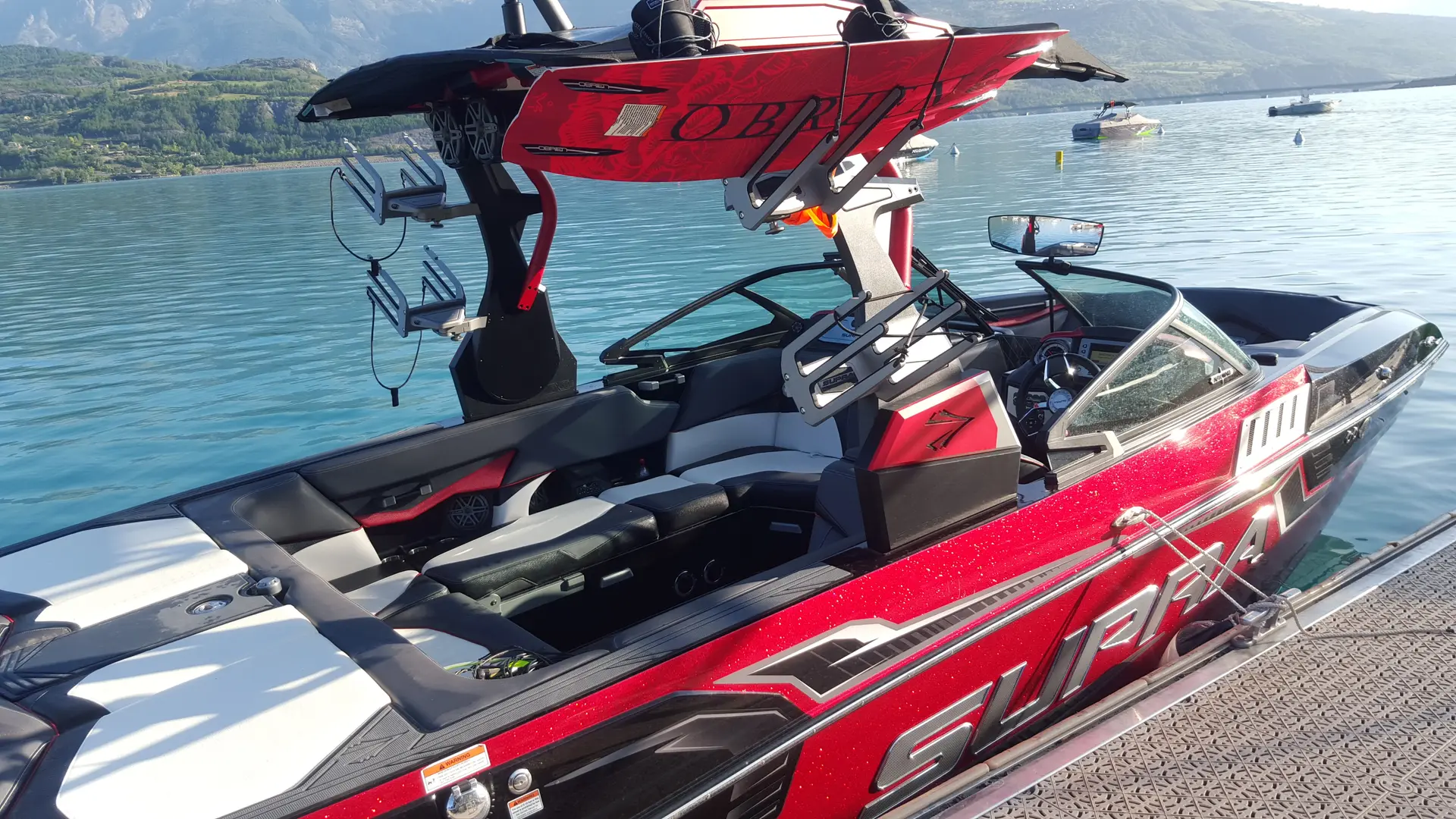 Wakesurf Serre-Ponçon - Sud Escapades SAVINES-LE-LAC