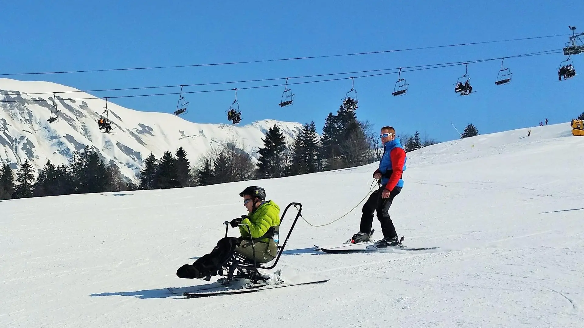 Skier en quasi autonomie avec le Snowkart