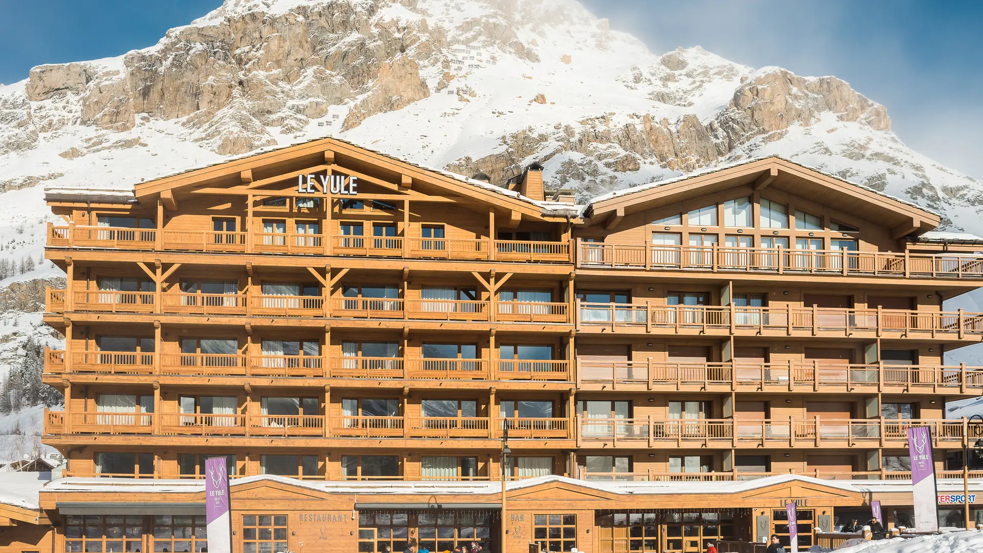 Façade front de neige - Hôtel le Yule Val d'Isère