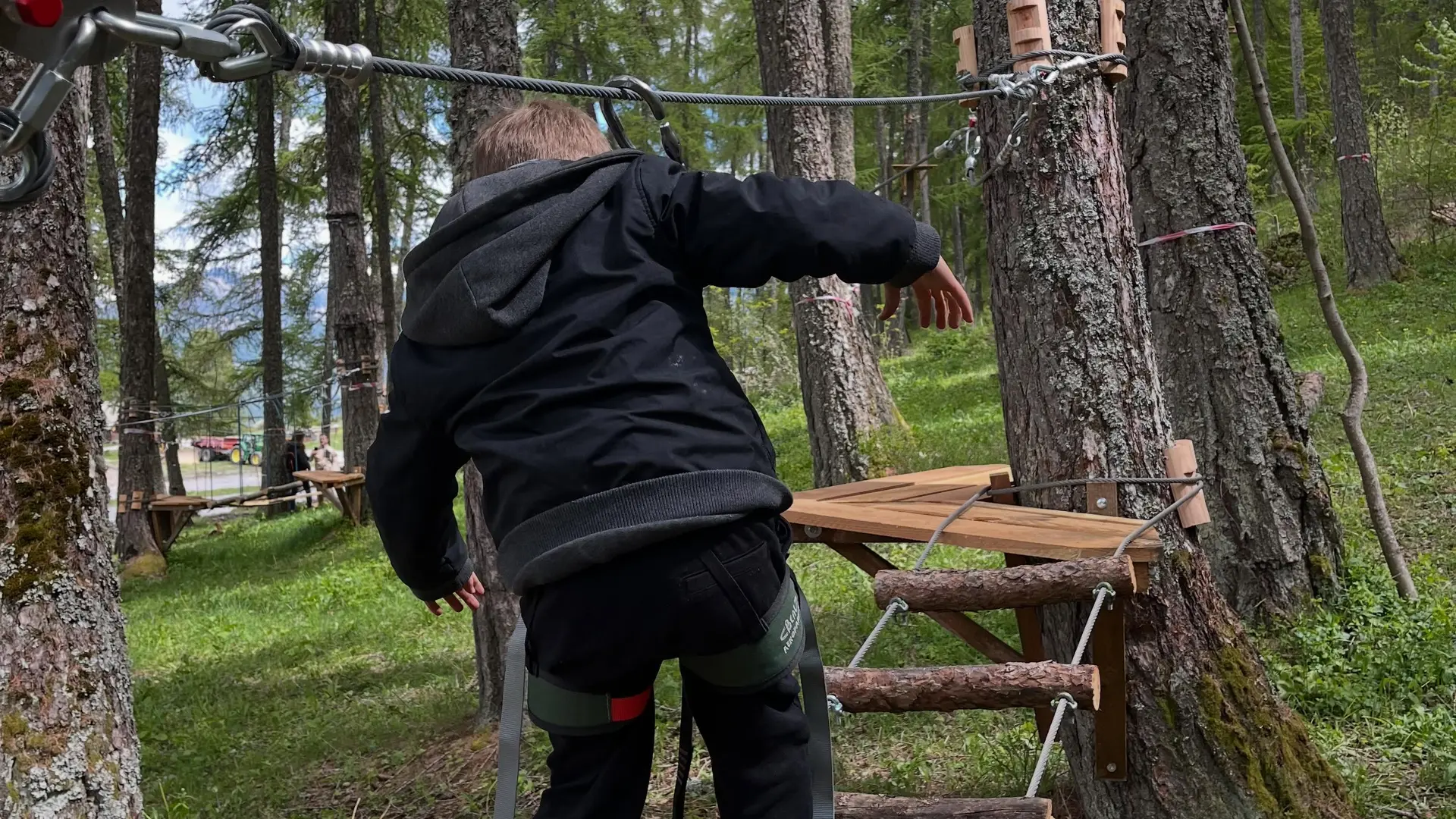 Réallon Aventure - Parcours acrobatique en forêt