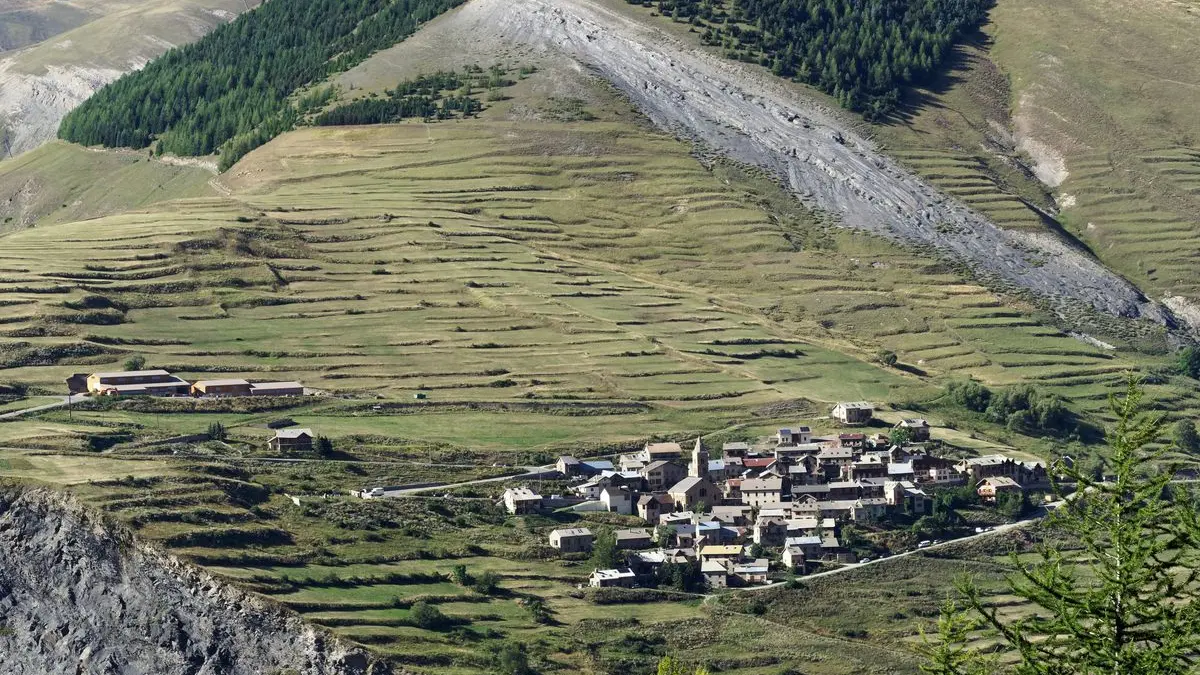 Les Terrasses - sentier Paul Louis Rousset
