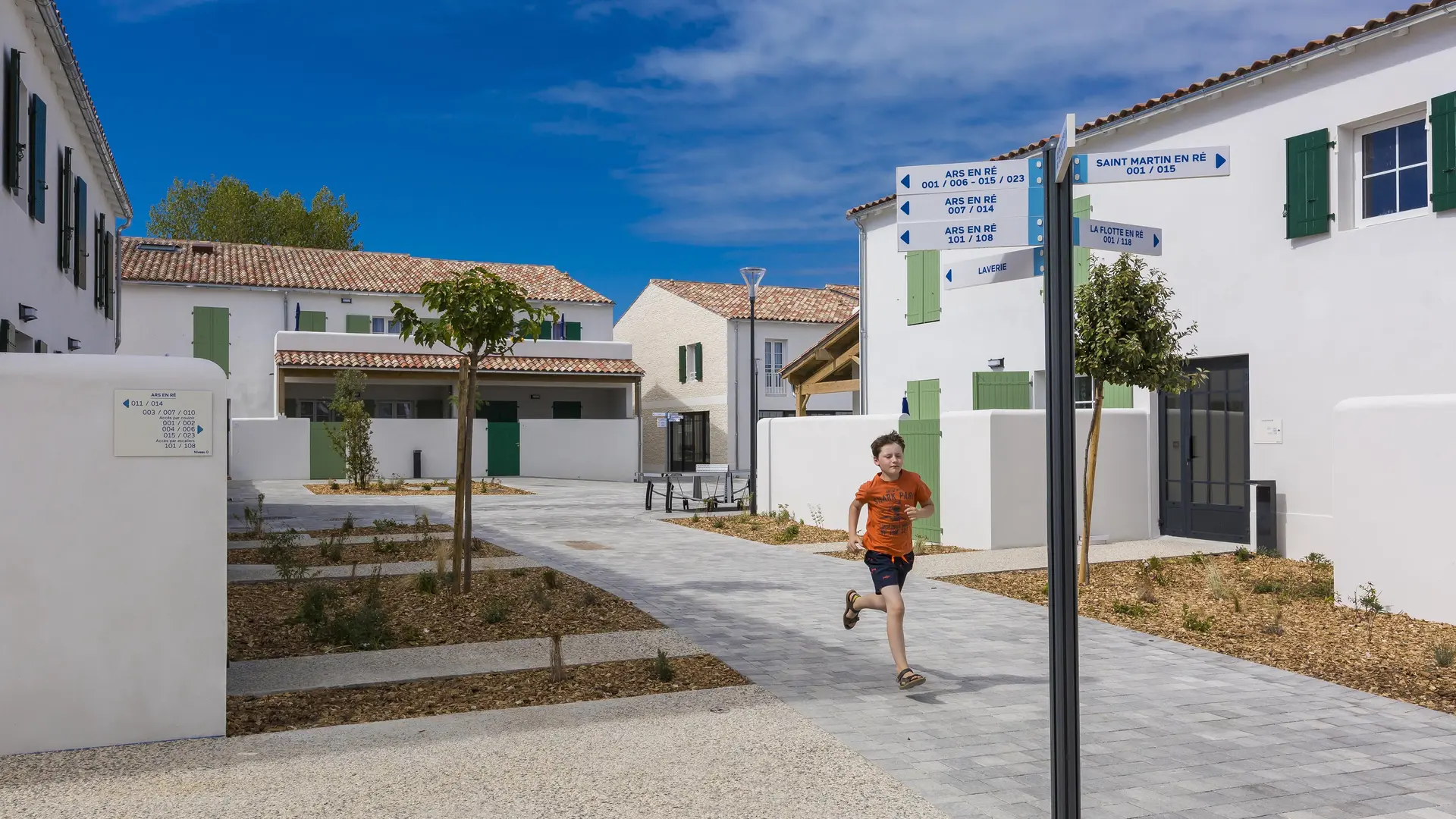 Allée de la résidence