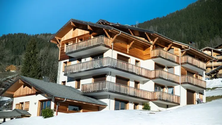 Vue immeuble en hiver