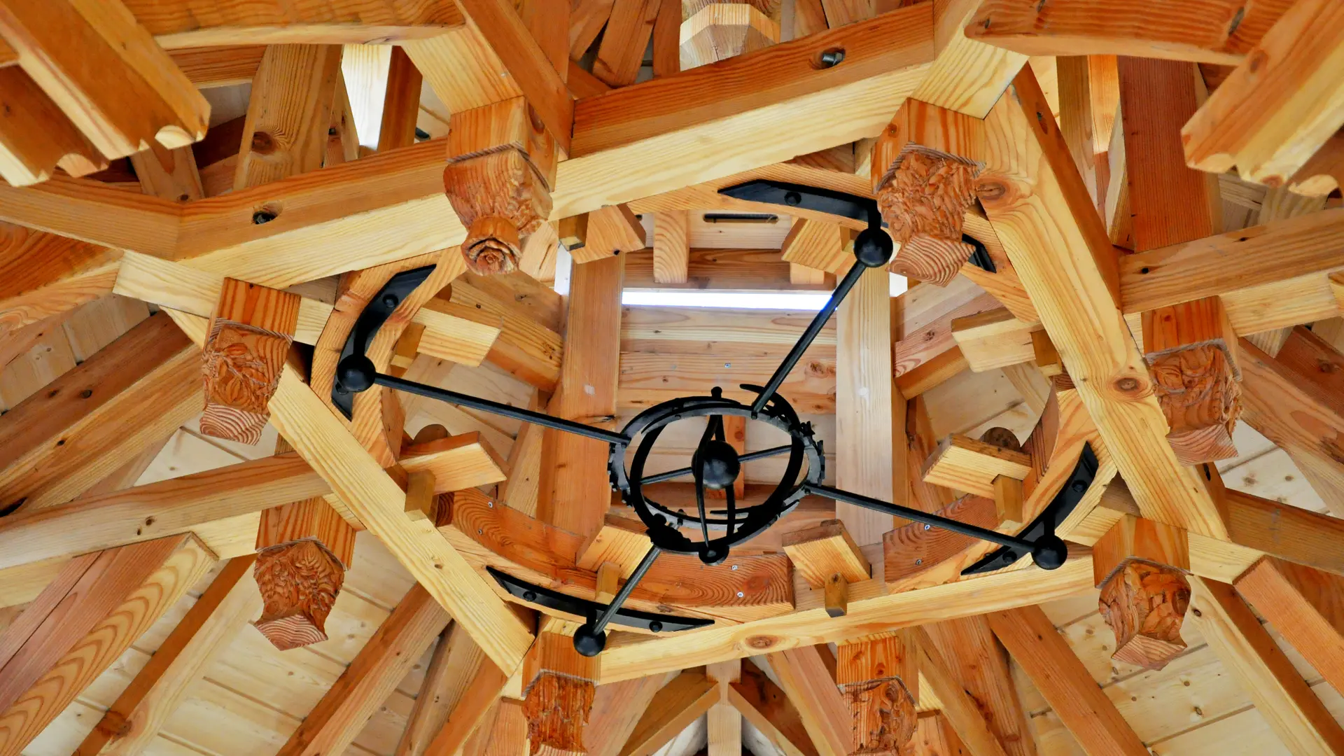 Détail ferronerie : Uranie