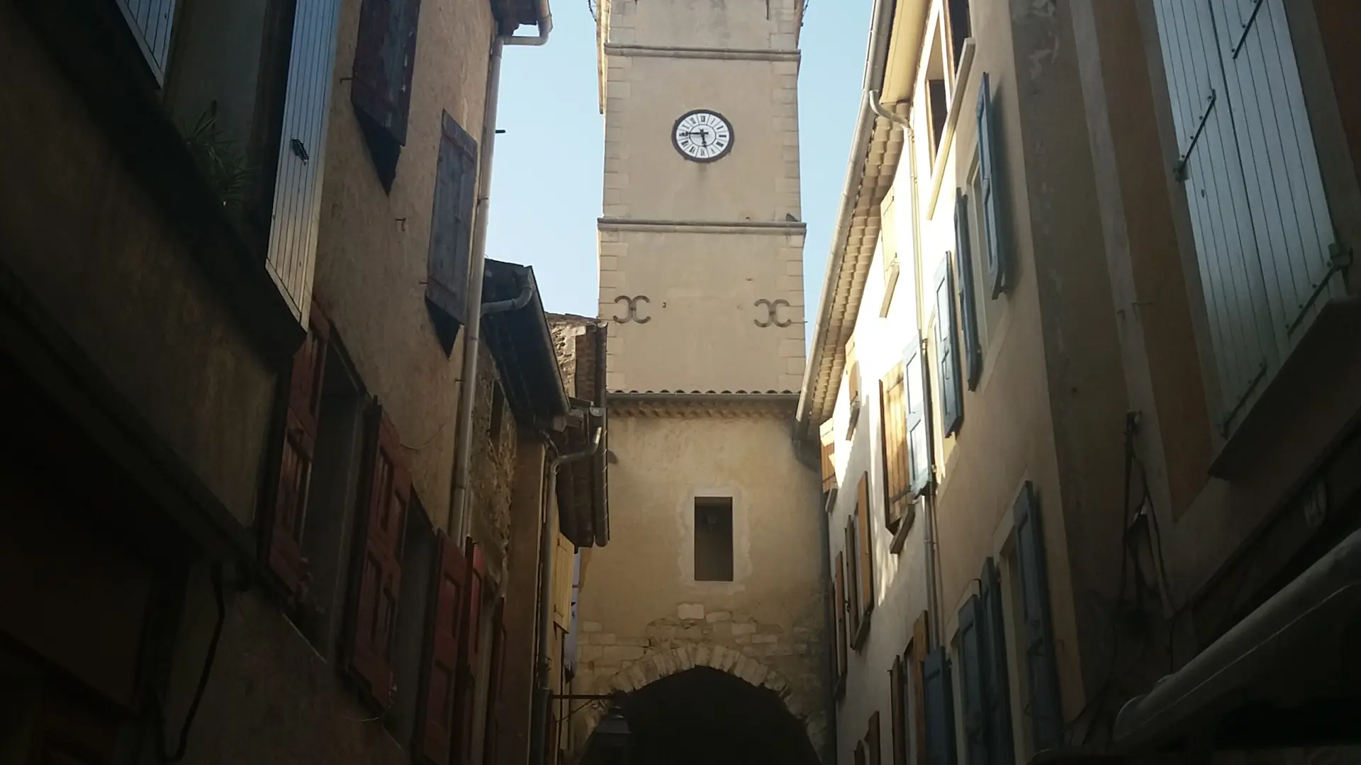 Rue et porte Soubeyran