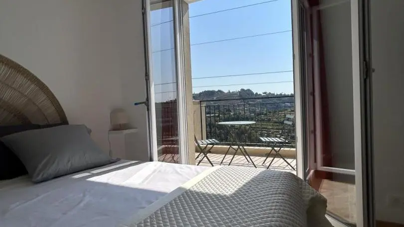 Gite de Bellet-Chambre(2) 1 lit 2 pers-1er niveau-Gîtes de France Alpes-Maritimes