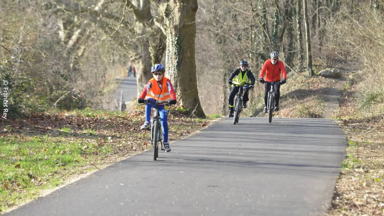 Entre Joyeuse et Collines
