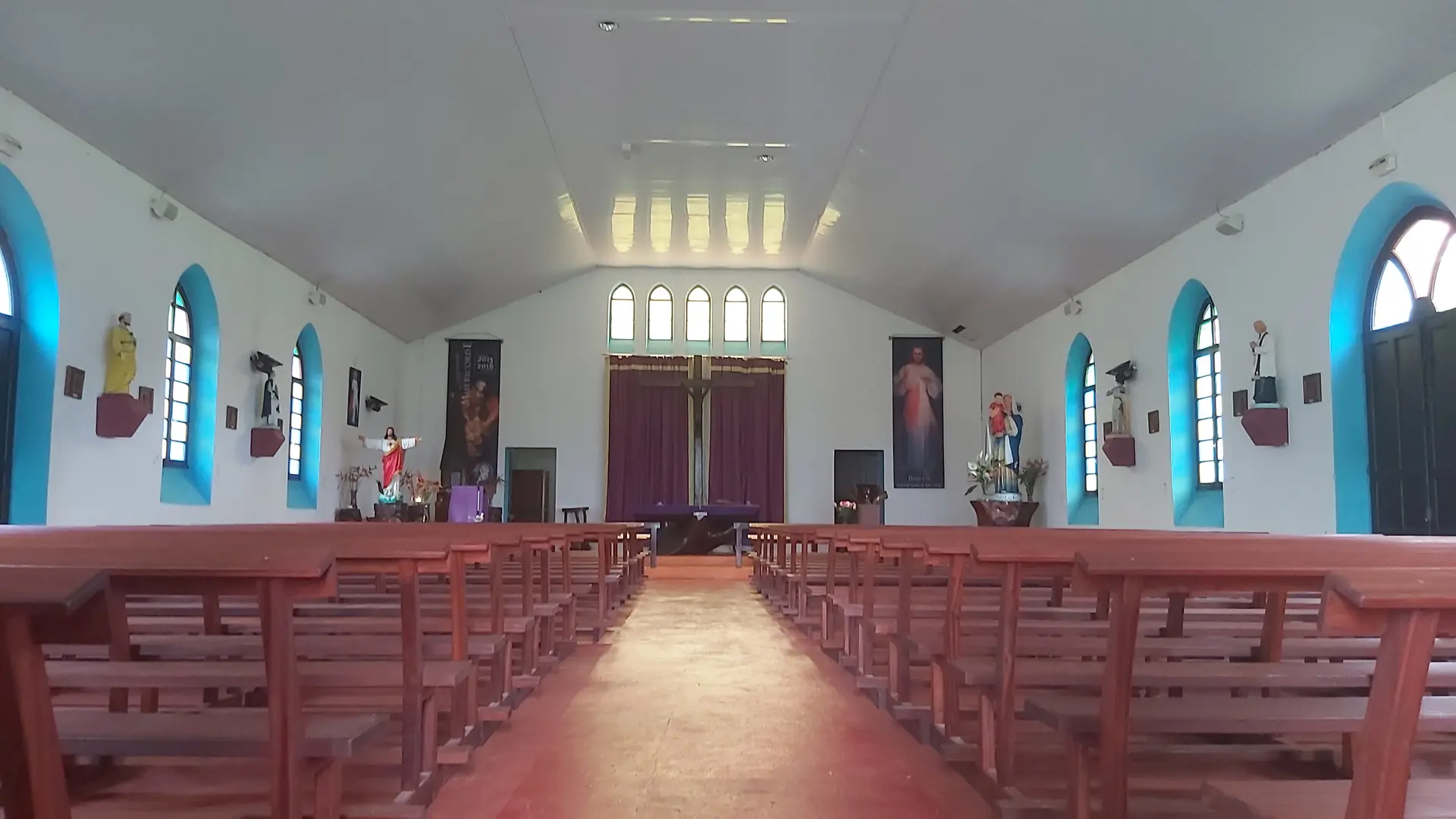 L'Eglise vue de l'intérieur