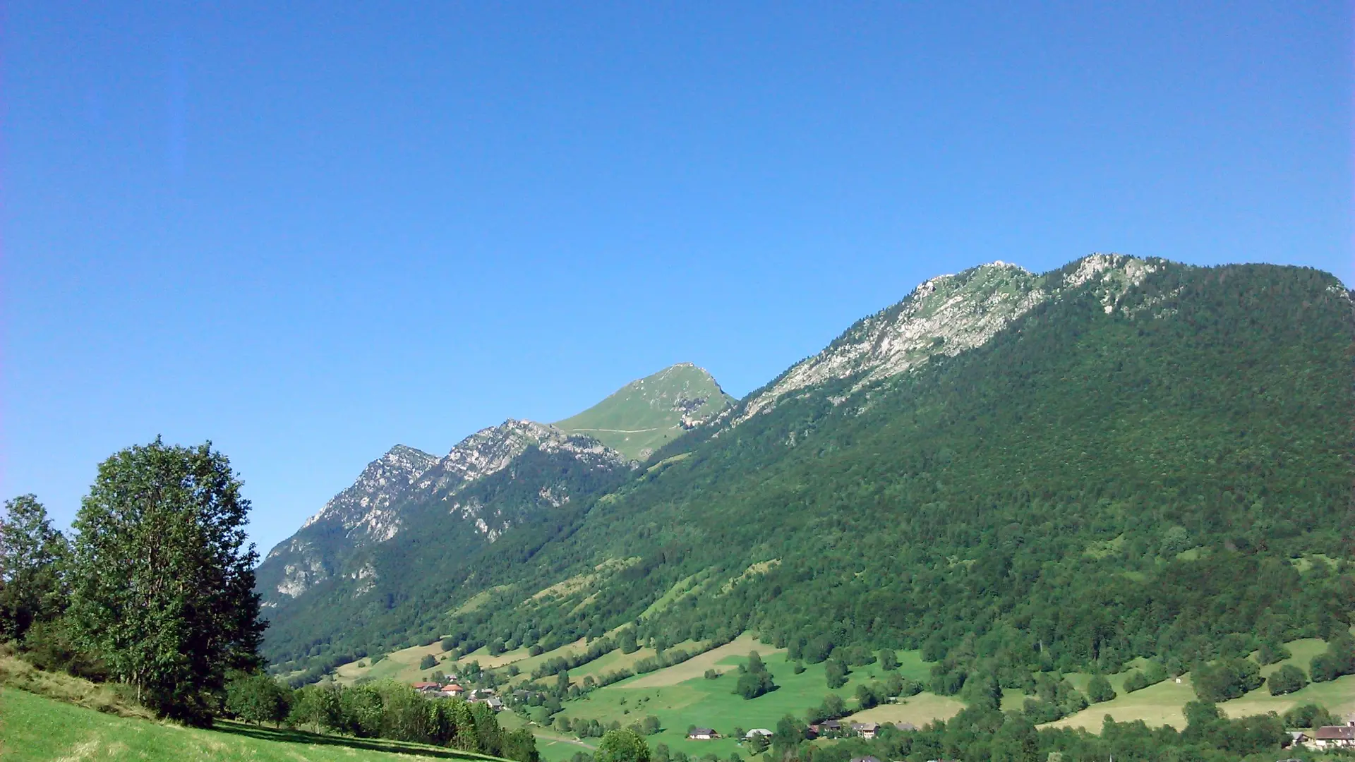 Le Colombier vu du Col des Prés