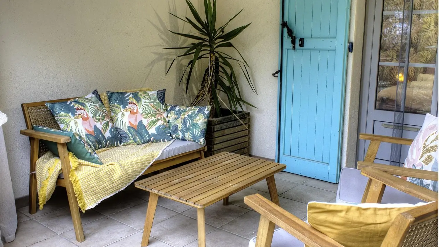 Terrasse Gîte La Rose et Le Loup Gîtes de France Alpes-Maritimes Speracedes