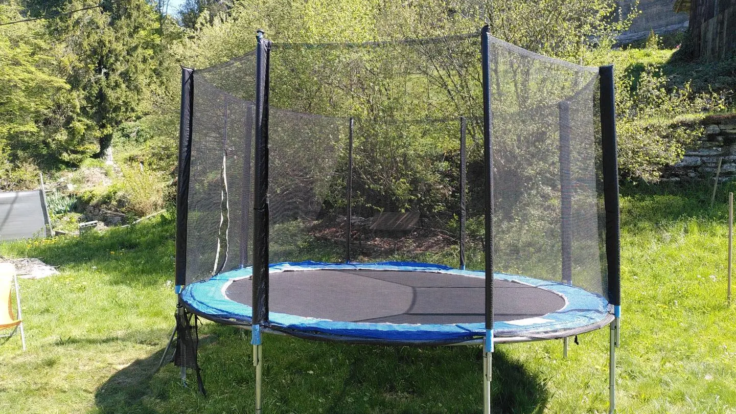 Trampoline