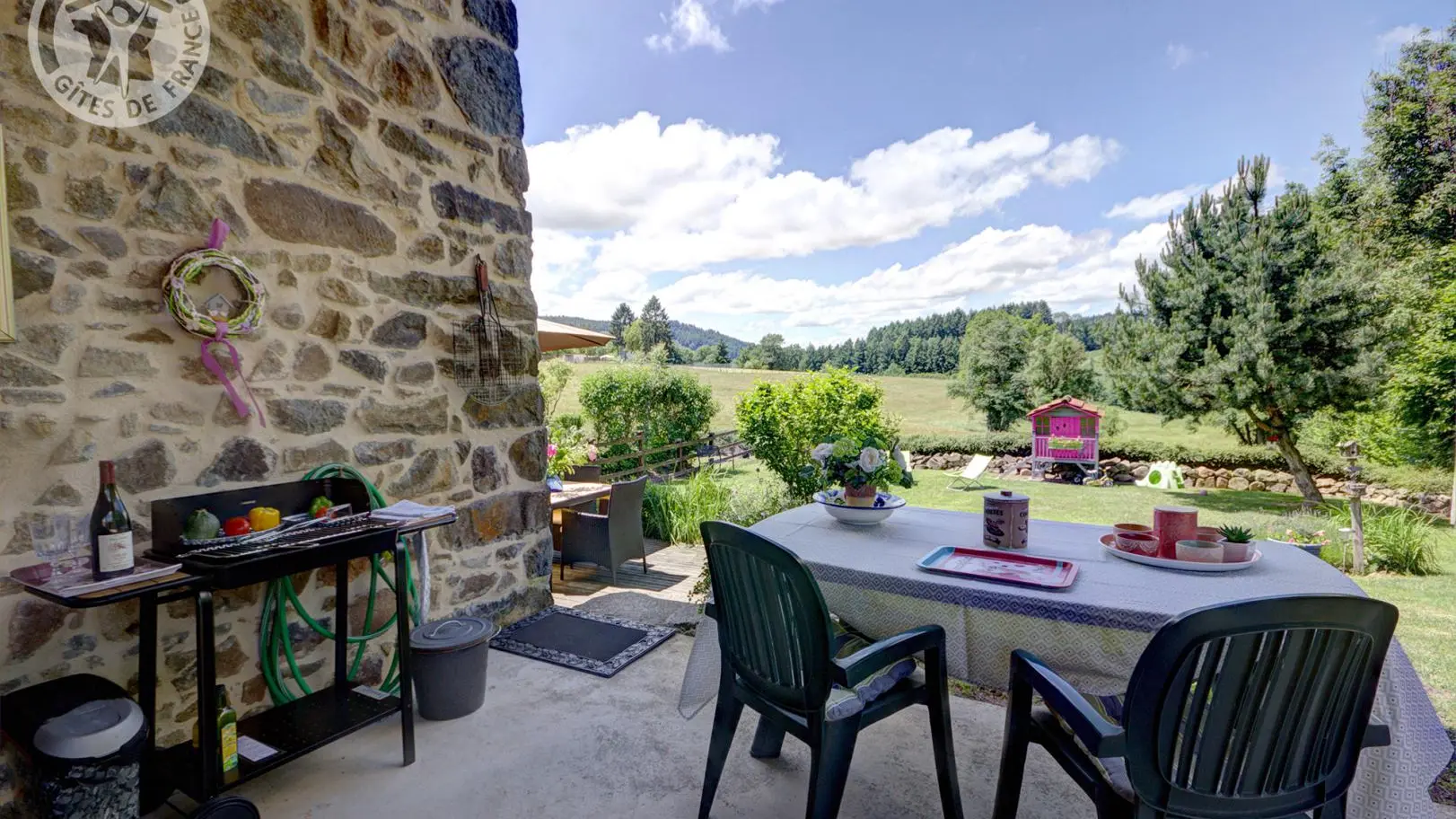 Terrasse couverte ou abri à voiture