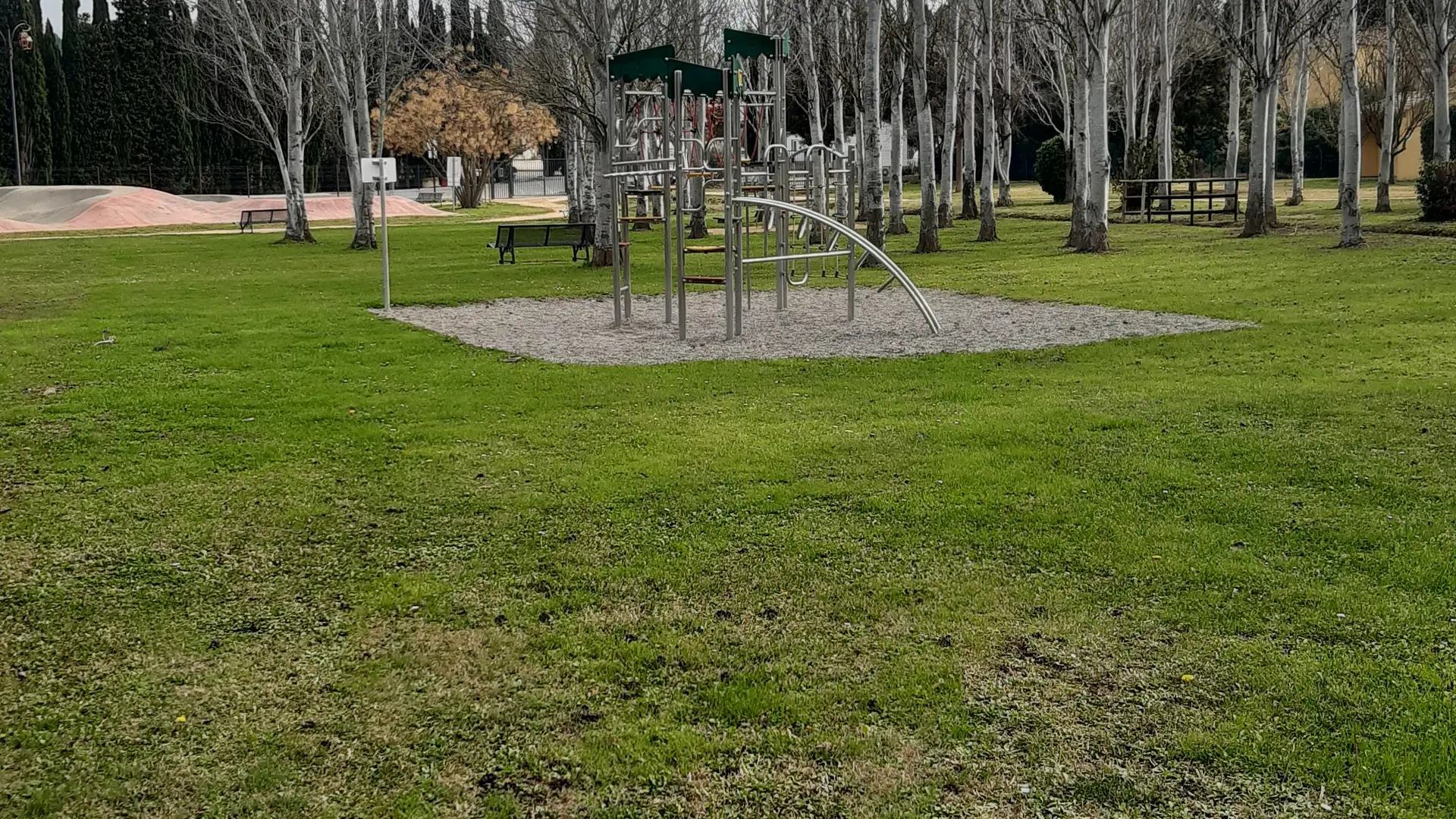 Aire de jeux - Pumptrack