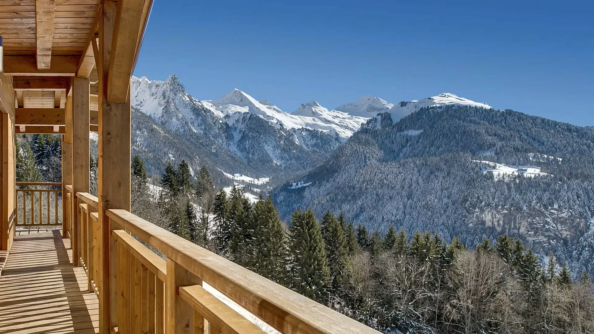 Chalet Manoe - OVO Network_Manigod