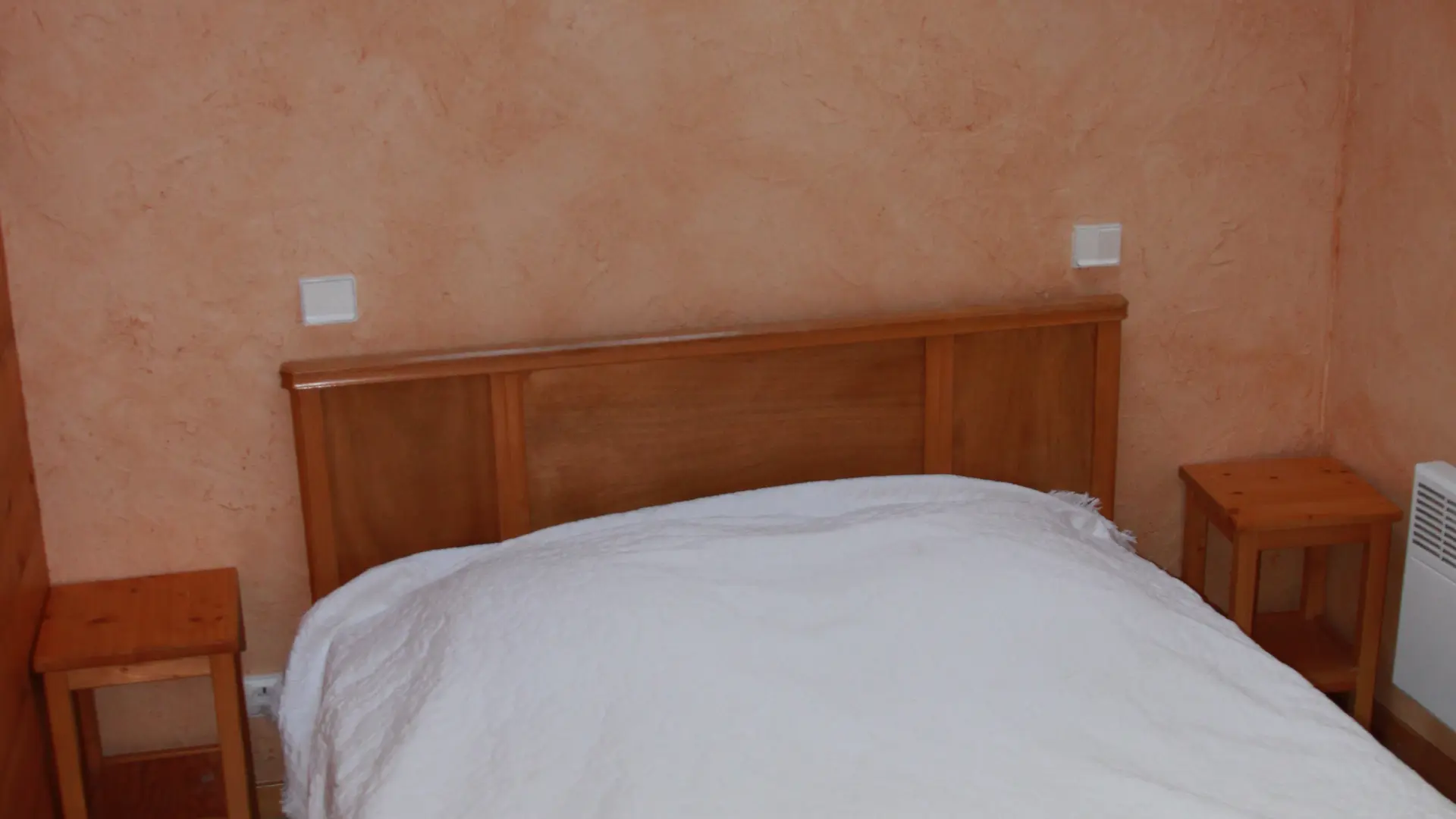 Chambre avec lit double/Bedroom with a double bed-Cornillon A-Le Grand-Bornand