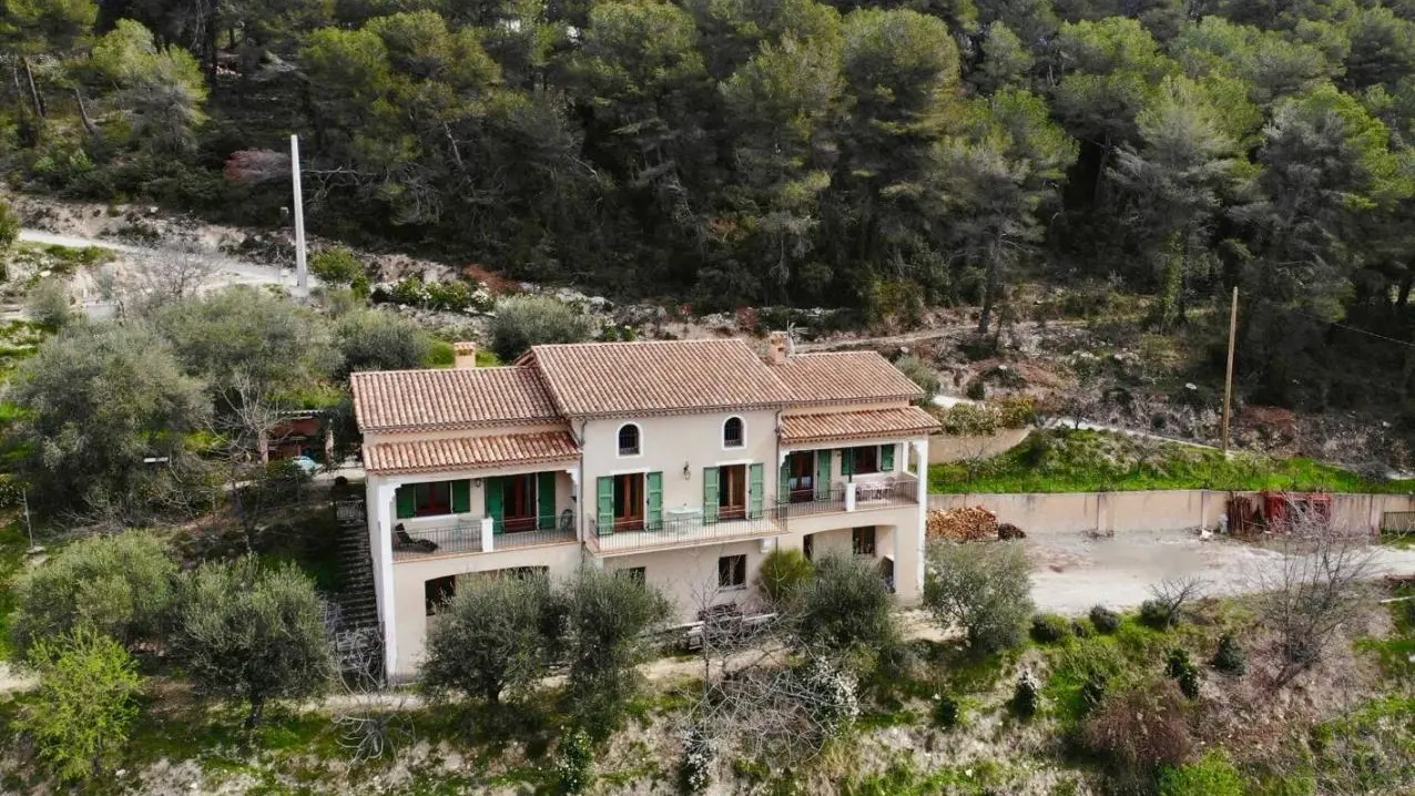 Gîte la Maison Blanche à Blausasc Gîtes de France Côte d'Azur Alpes-Maritimes