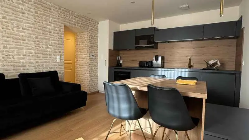 A Château-Ville-Vieille