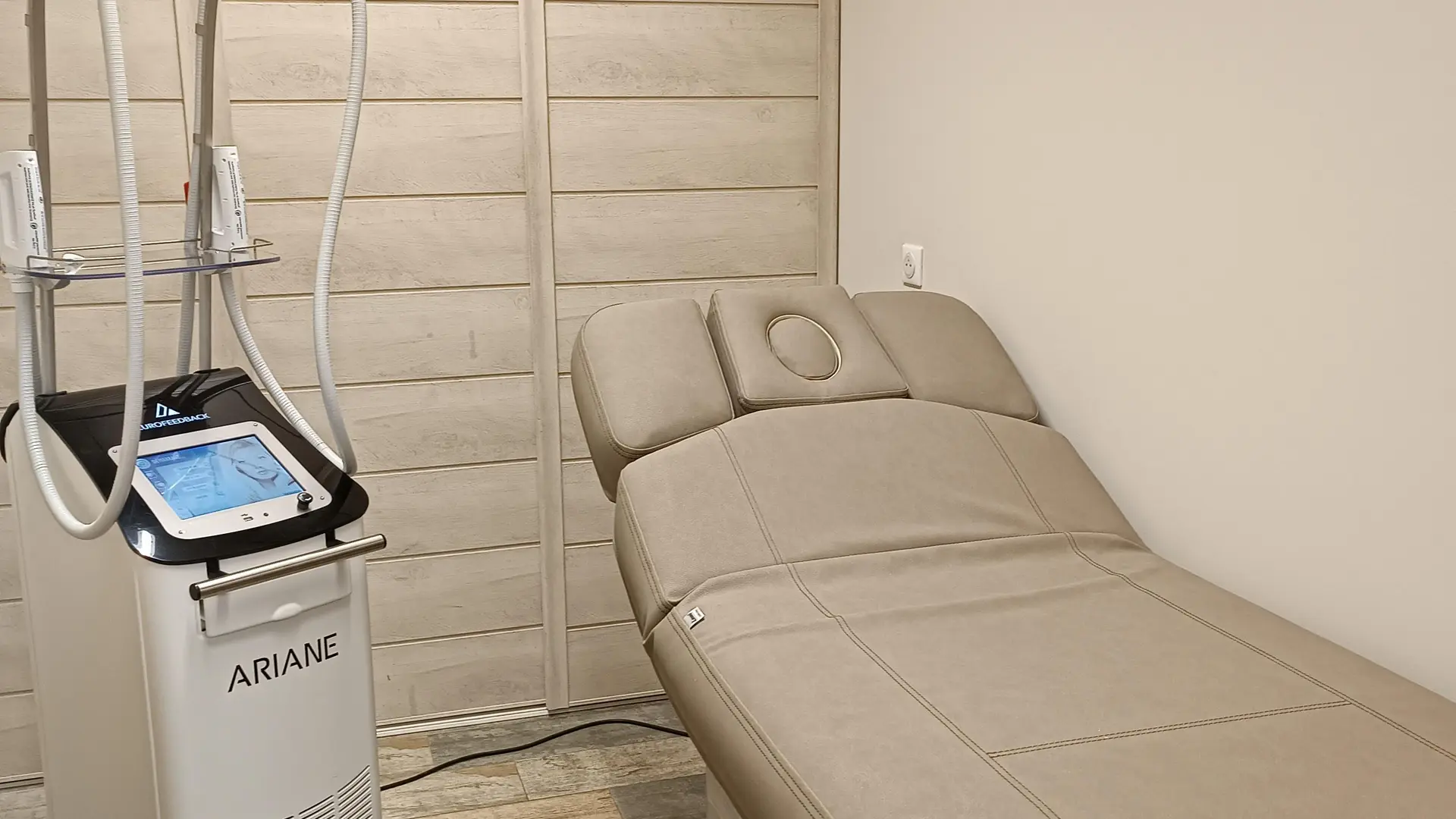 Cabine de lumière pulsée