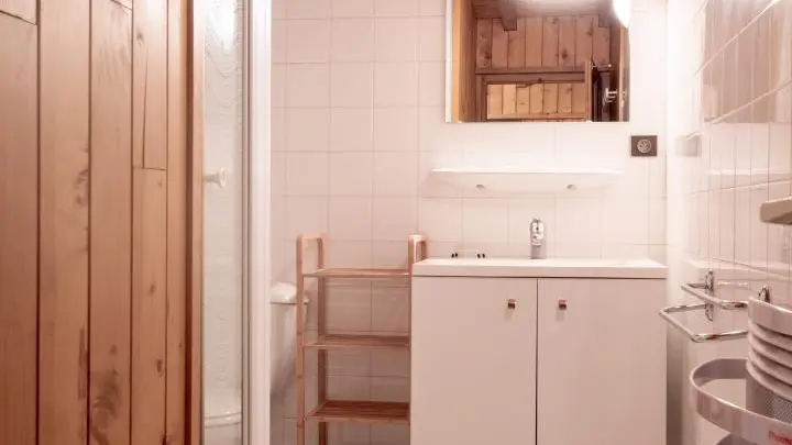 Salle d'eau à l'étage.