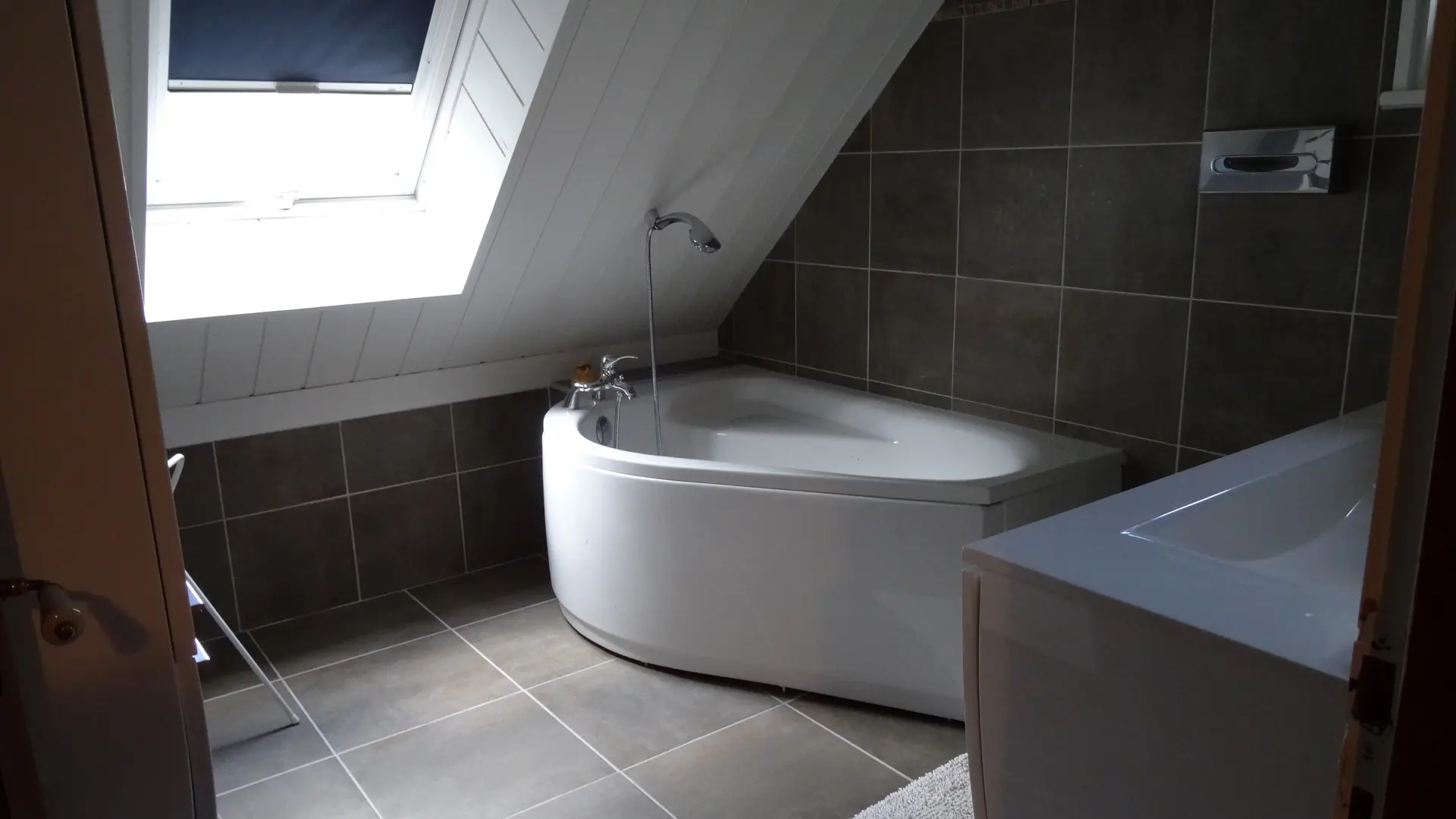 Salle de bain n°1