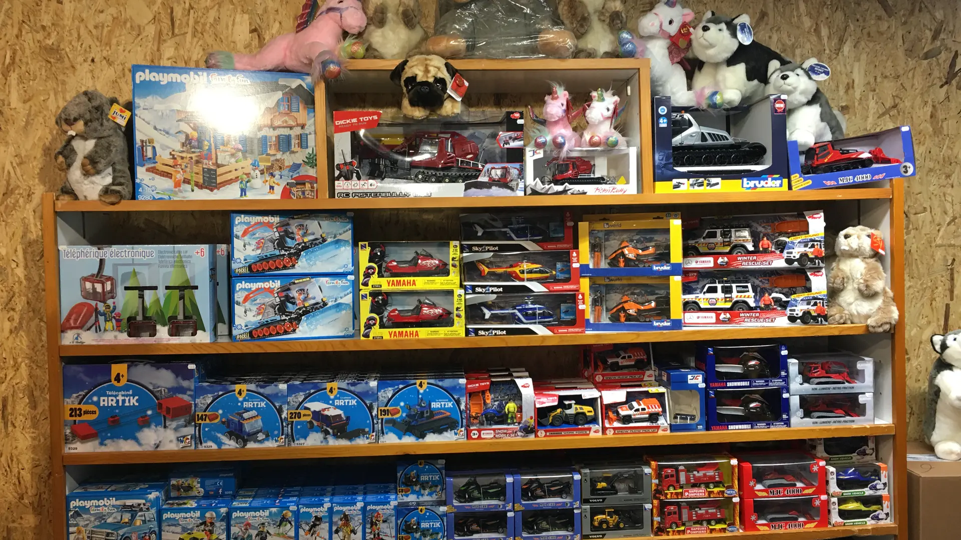 Etagères intérieur