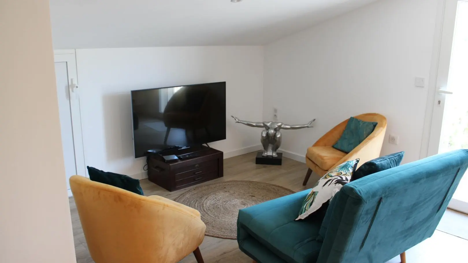 Coin salon-Chambre d'Hôtes-Biot-Gîtes de France Alpes-Maritimes