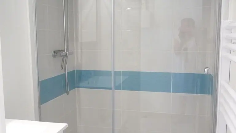 Appartement dans une résidence - La Coudoulière - Guillon Charles-Henri