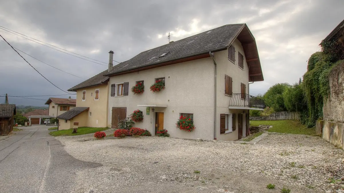 Maison coté route