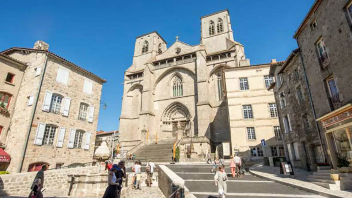 Eglise Abbatiale Saint-Robert_Abbaye de La Chaise_Dieu