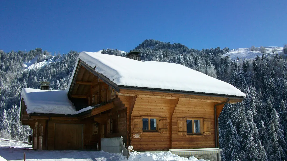 Extérieur chalet hiver/Winter outside of the chalet- Le Bois du Vernay- Le Grand-Bornand