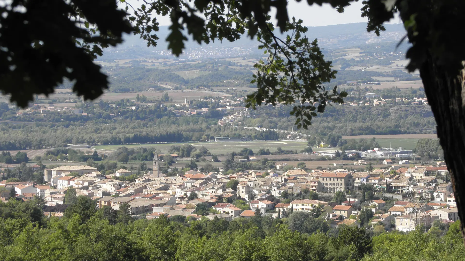 Vue d'Oraison de la ferme Mazan