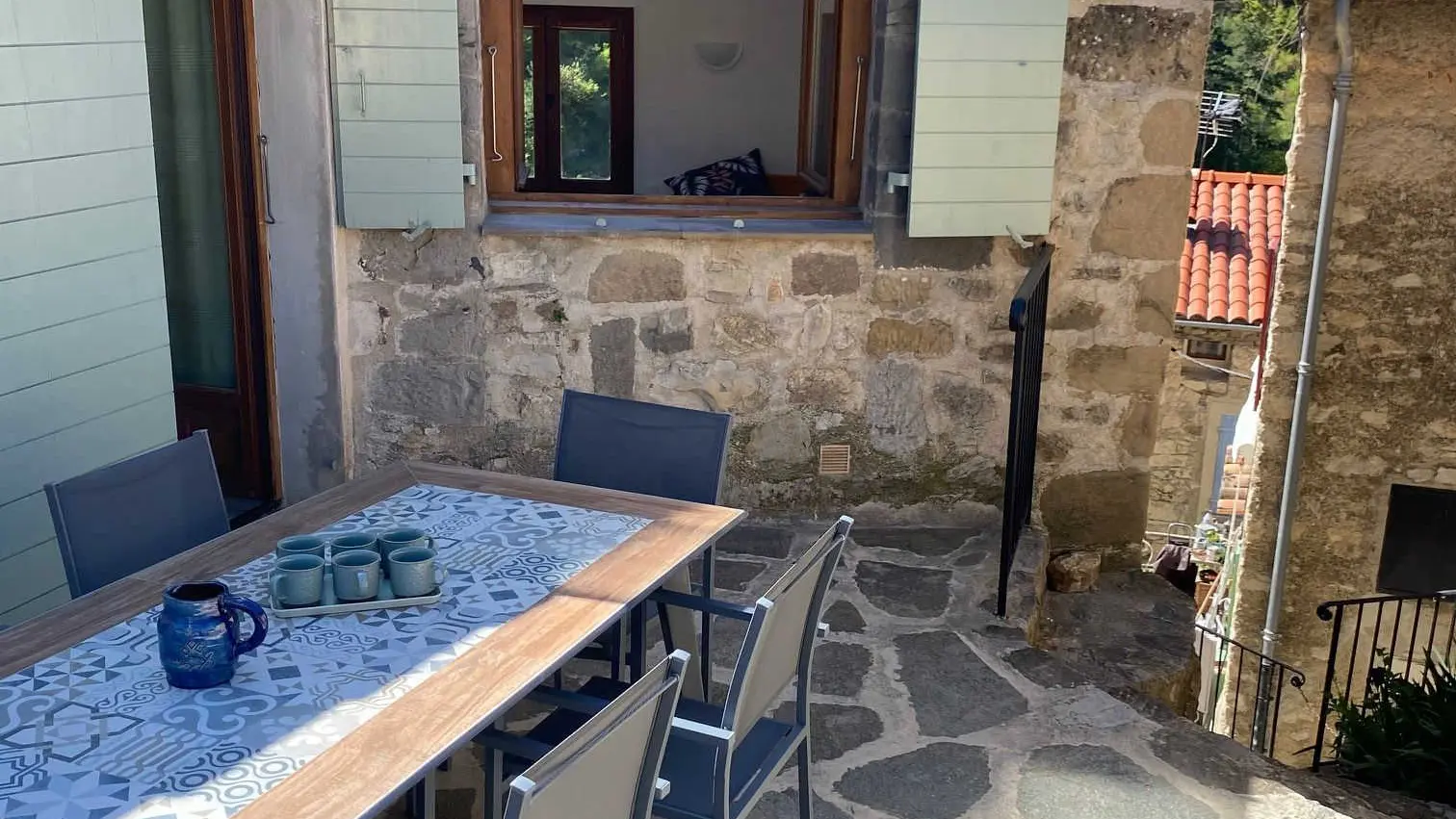 Gîte Baous de Lucéram-Terrasse-Lucéram-Gîtes de France des Alpes-Maritimes