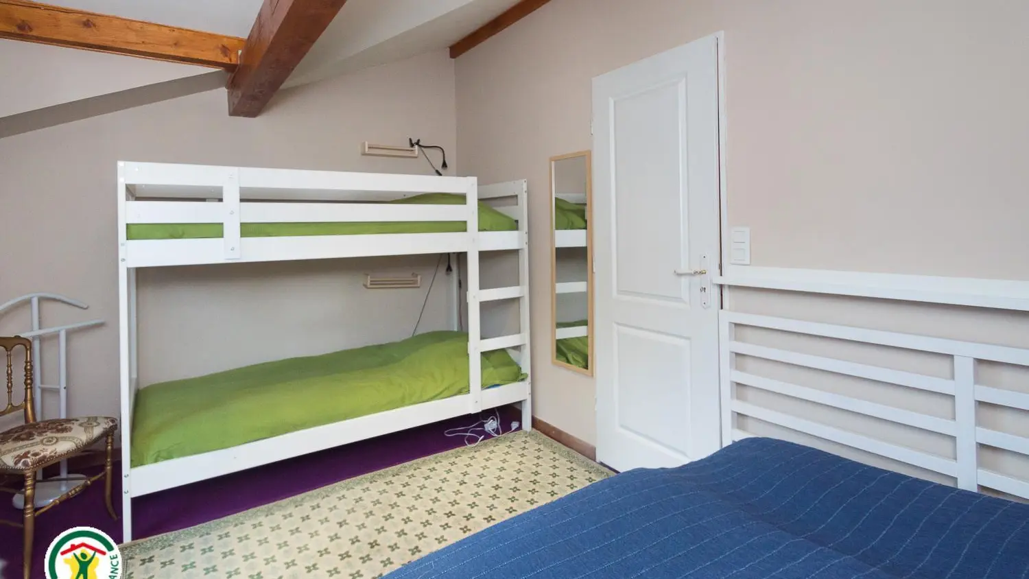 Chambre n°2 pour 4, Sanitaires au rdc ou dans une des suites.