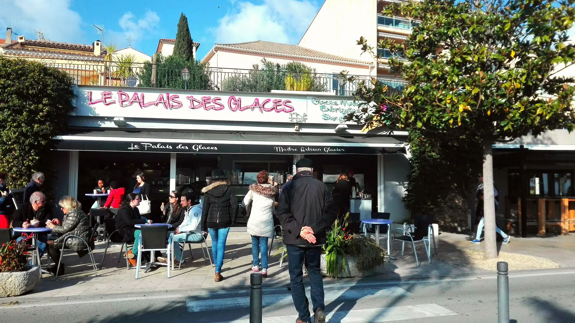 Artisan glacier Le Palais des glaces Le Lavandou