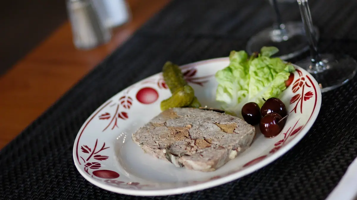 Assiette de terrine de campagne